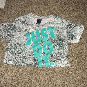 Nike Crop Top